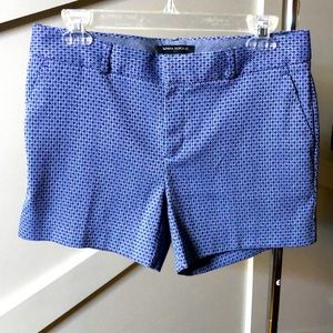 Banana republic Blue medallion shorts/pockets